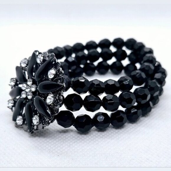 Black Flower Bead Stretch Bracelet - Picture 1 of 6
